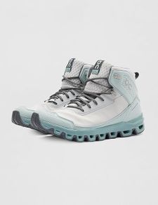 On Women's Cloudridge 1 Sneaker Size 3.5 UK
