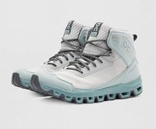 On Women's Cloudridge 1 Sneaker Size 3.5 UK