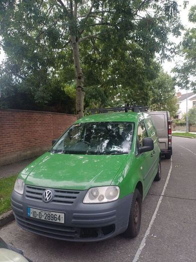 Volkwagon Caddy van