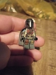 Lego star wars minifigure the mandalorian UCS