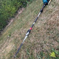 Makita 4-Stroke Articulating Pole Hedge Trimmer