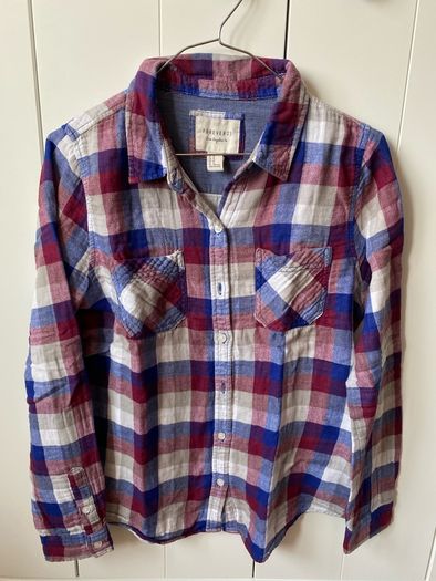Forever 21 women ladies shirt in very good condition