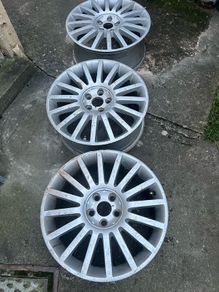 Ford alloy wheels
