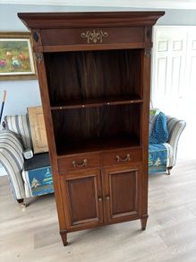 Solid wood cabinet