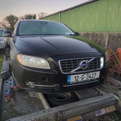Volvo S80 D3 Needs Head