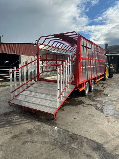 Cattle trailer