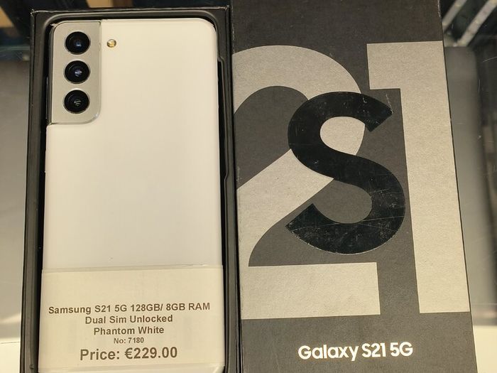 Samsung Galaxy S21 5G 128GB Dual Sim Unlocked to All Networks, White Excellent Condition