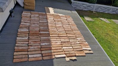 Brick slips