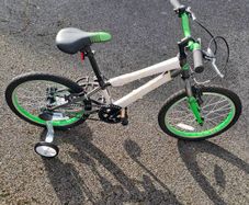 16 inch children's bicyle Brand New