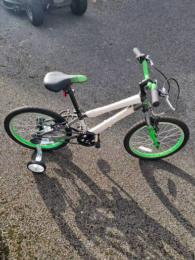 16 inch children's bicyle Brand New