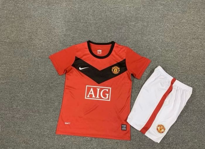 Retro football kits
