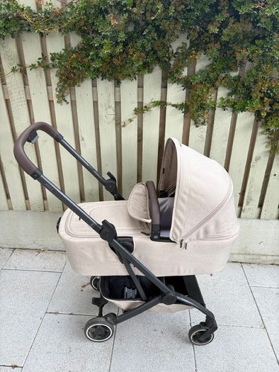 Cot Joolz Aer+ sandy taupe colour