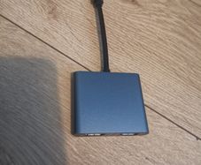 USB-C  to 2 x HDMI Docking station