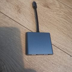 USB-C  to 2 x HDMI Docking station