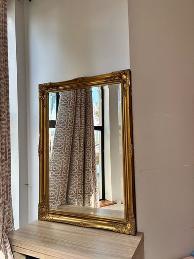 mirror