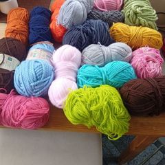 20 rolls of wool/yarn