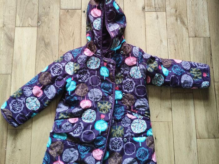 Reversible girl coat