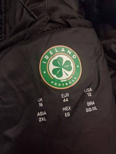 Brand New Castore Ireland Core Puffer Jacket - Size - U.K.16 - RRP - 55.00
