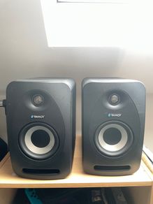 tannoy reveal 402