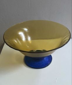 Reduced Vintage large 28cm diameter Centrepiece amber and blue glass pedestal bowl