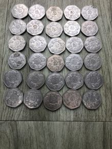 Coins - 1973 Circle of Hands 50p coins (30)