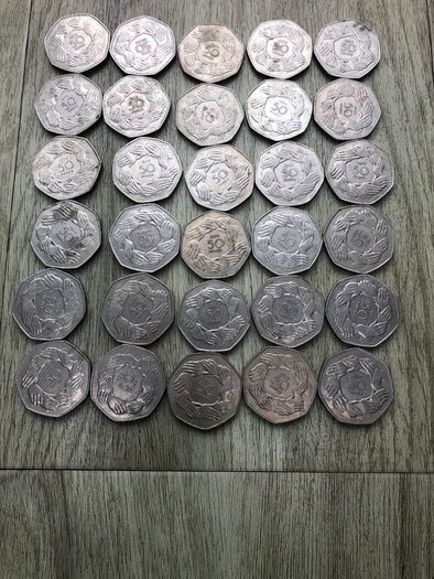 Coins - 1973 Circle of Hands 50p coins (30)