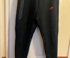 Nike joggers/trousers