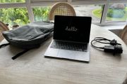 Apple Macbook Air 13" 2020 Intel I7, Very Good Condition