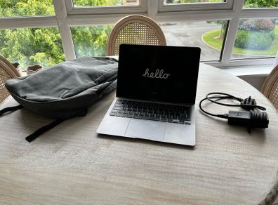 Macbook Air 13" 2020 Intel I7, Very Good Condition