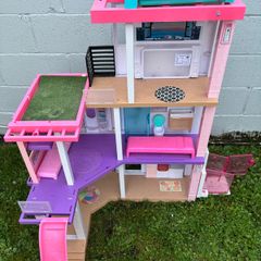 Barbie Dream House