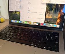 Macbook Pro 1416GB RAM 1TB SSD - Perfect