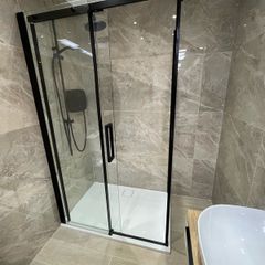 Ex Display Meryln Black 1200mm sliding door LEFT HAND , 900mm side panel and 1200x900 Level 25 shower tray
