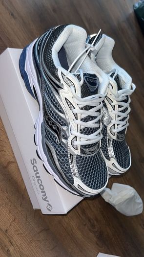 Saucony Trainers