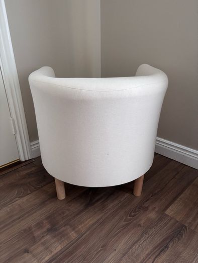 Ikea Cream Tub Chair in Great Condition