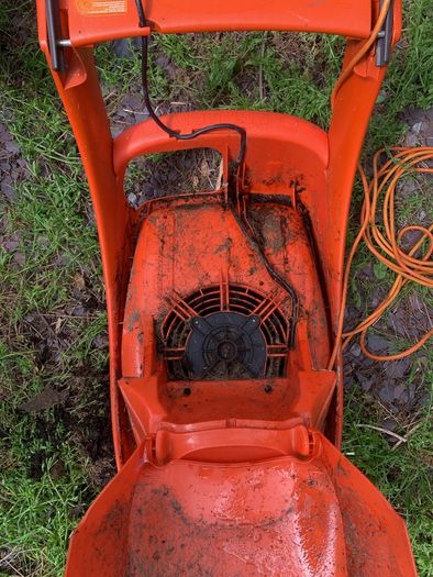 Husqvarna Flymo Hover Vac 280