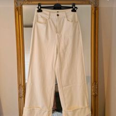 Brand new halara soft and stretchy jeans