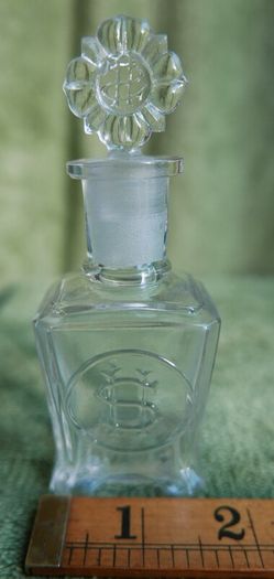 Antique 1800s Societe Hygienique Paris France Perfume Bottle. In Perfect Condition.