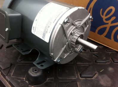 New 3 phase  1 1/2 hp  motor k167, model 5k49sn4118, 1 1/2hp, 1725rpm, 208-230/460v, 3ph