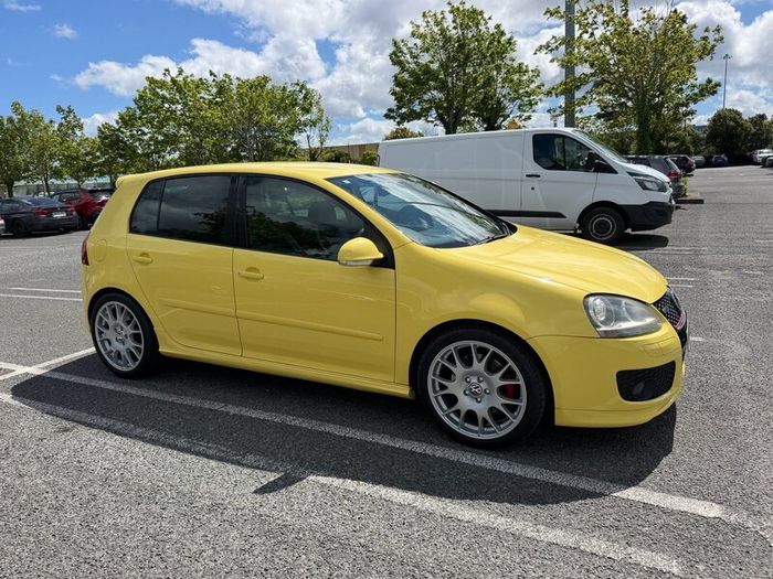 Volkswagen Golf GTI Pirelli Edition