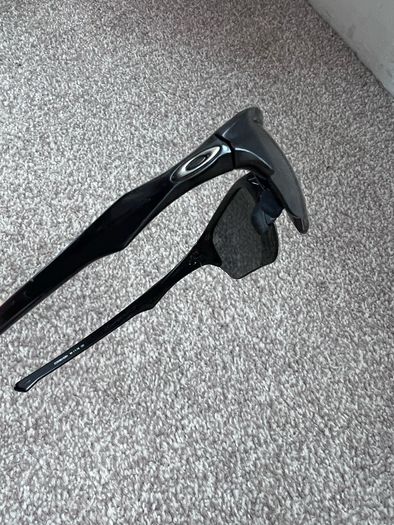 Oakley Flak Beta sunglasses