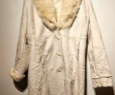 Vintage Cream Shearling-Style Coat with Faux Fur Trim