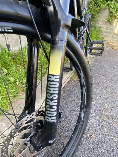 Giant stance full suspension mountain bike