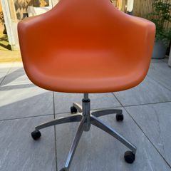 Swivel Office Chair