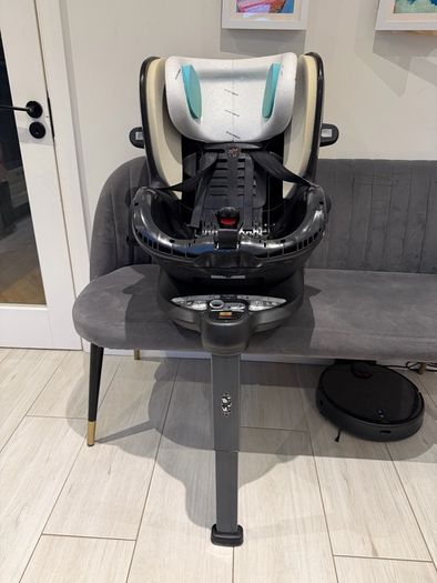 Joie i-Spin 360 ISOFIX great condition (1 of 2 seats, 2nd one on seperate advert)