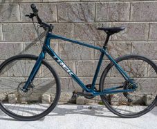 Trek FX 4 - Carbon
