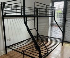 Triple bunk bed metal frame