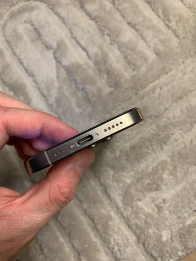 Apple iPhone 16 Pro 128GB, Like New