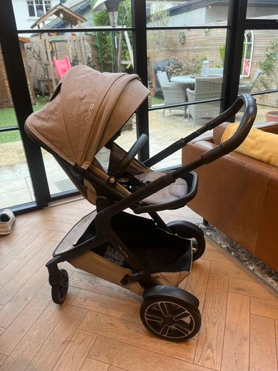 Nuna Demi Grow - complete travel system