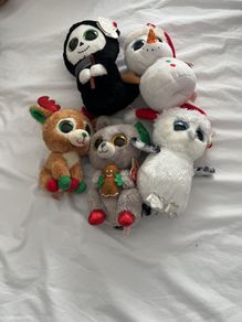 Festive beanie boos with tags