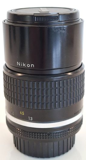 Nikon 135mm f2.8 AIS